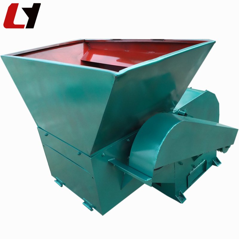 LYS-420型自动进料秸秆粉碎机上面