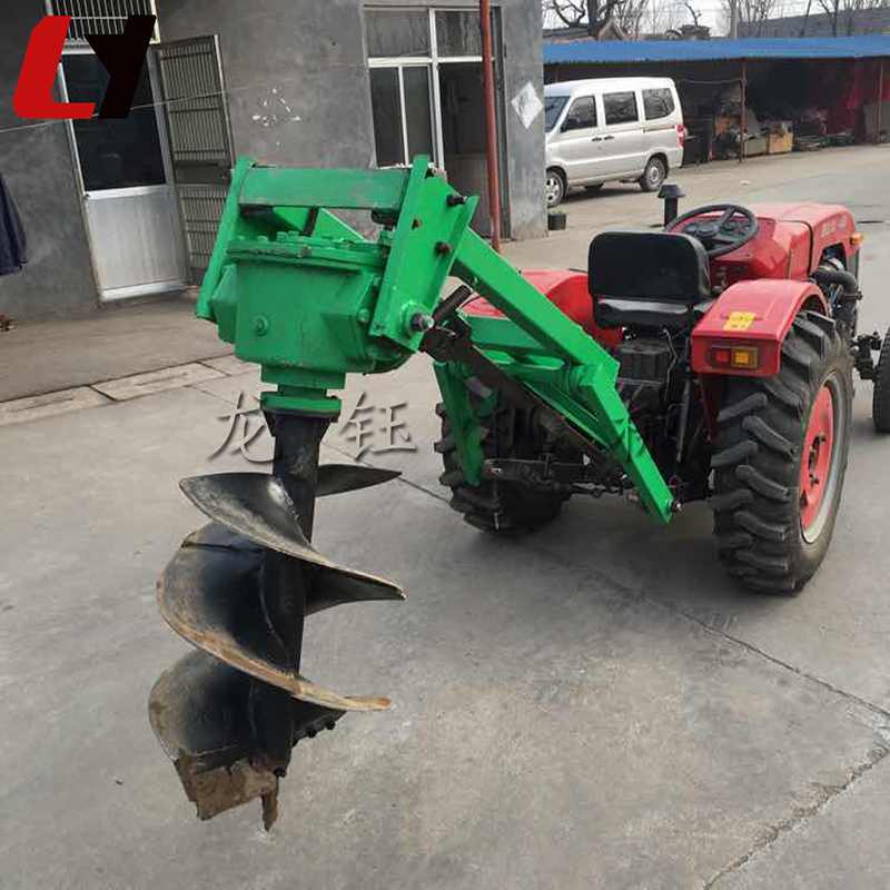 LY-560型拖拉机悬挂式挖坑机背图