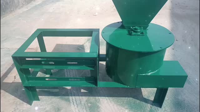 青饲料打浆机工作视频实拍视频封面