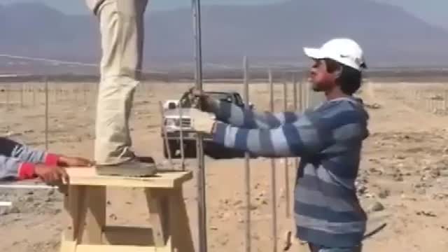抗洪防汛打桩机工作视频实拍视频封面