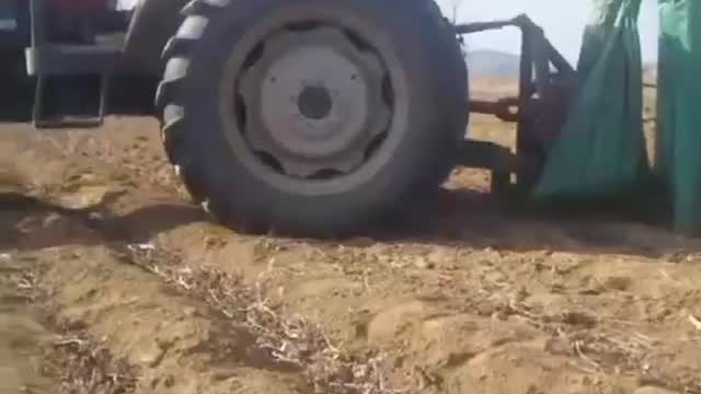 油菜秸秆粉碎机实拍视频实拍视频封面