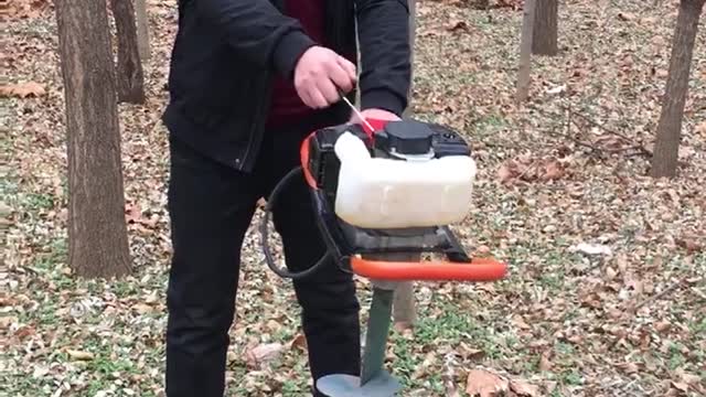 有机肥挖坑机工作视频实拍视频封面